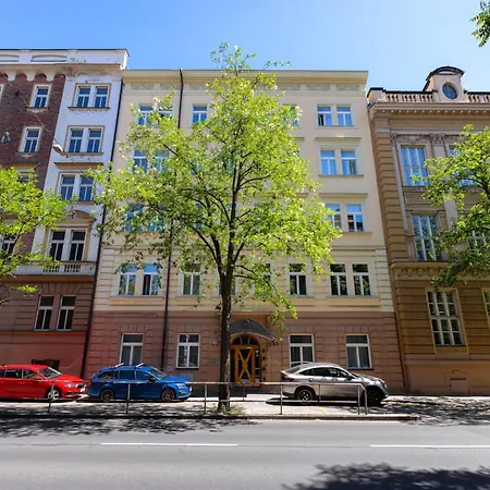 Lovely In The Center * Prague